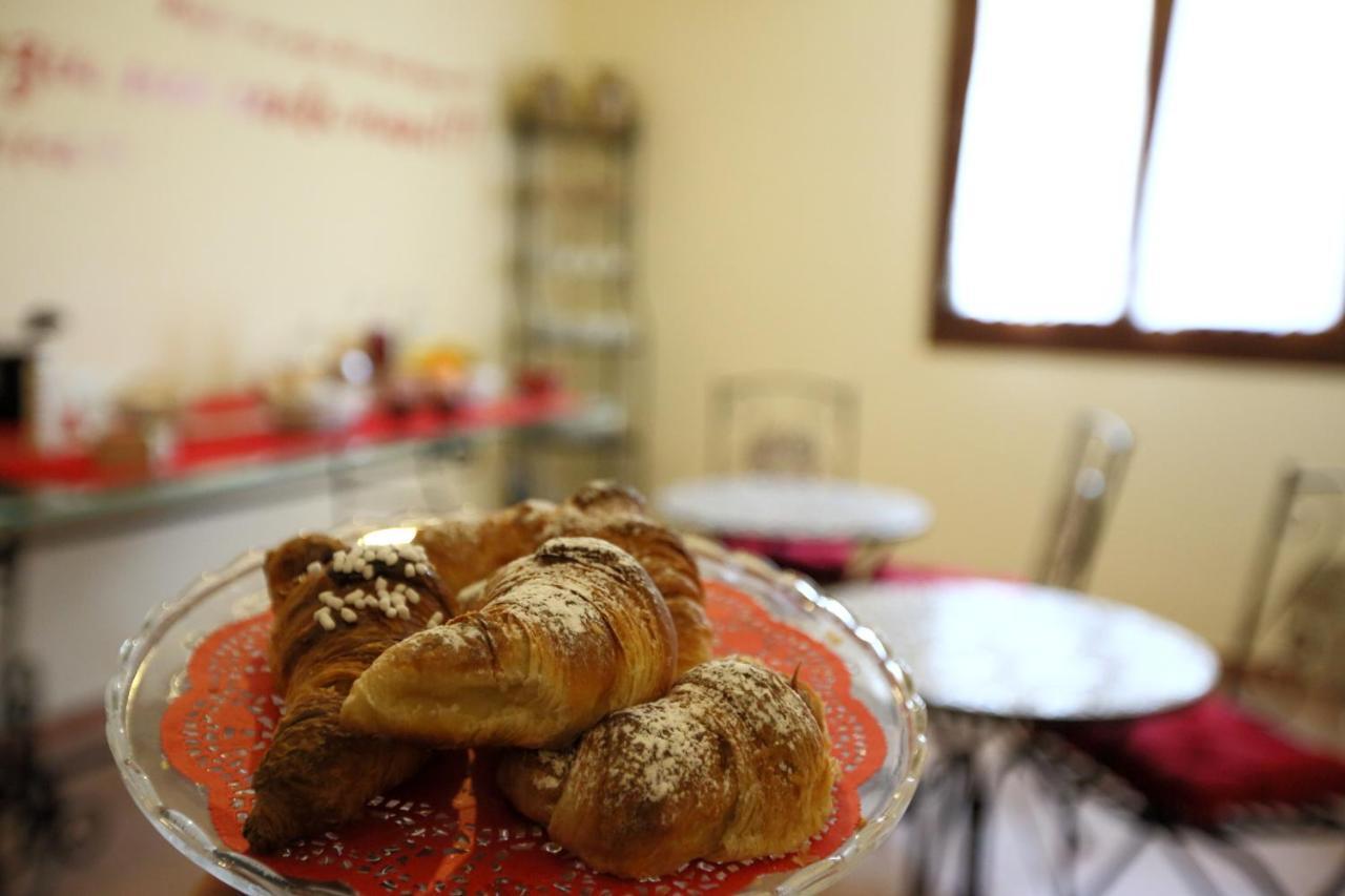 مبيت وإفطار شينيسي Ciuri Ri Zagara المظهر الخارجي الصورة
